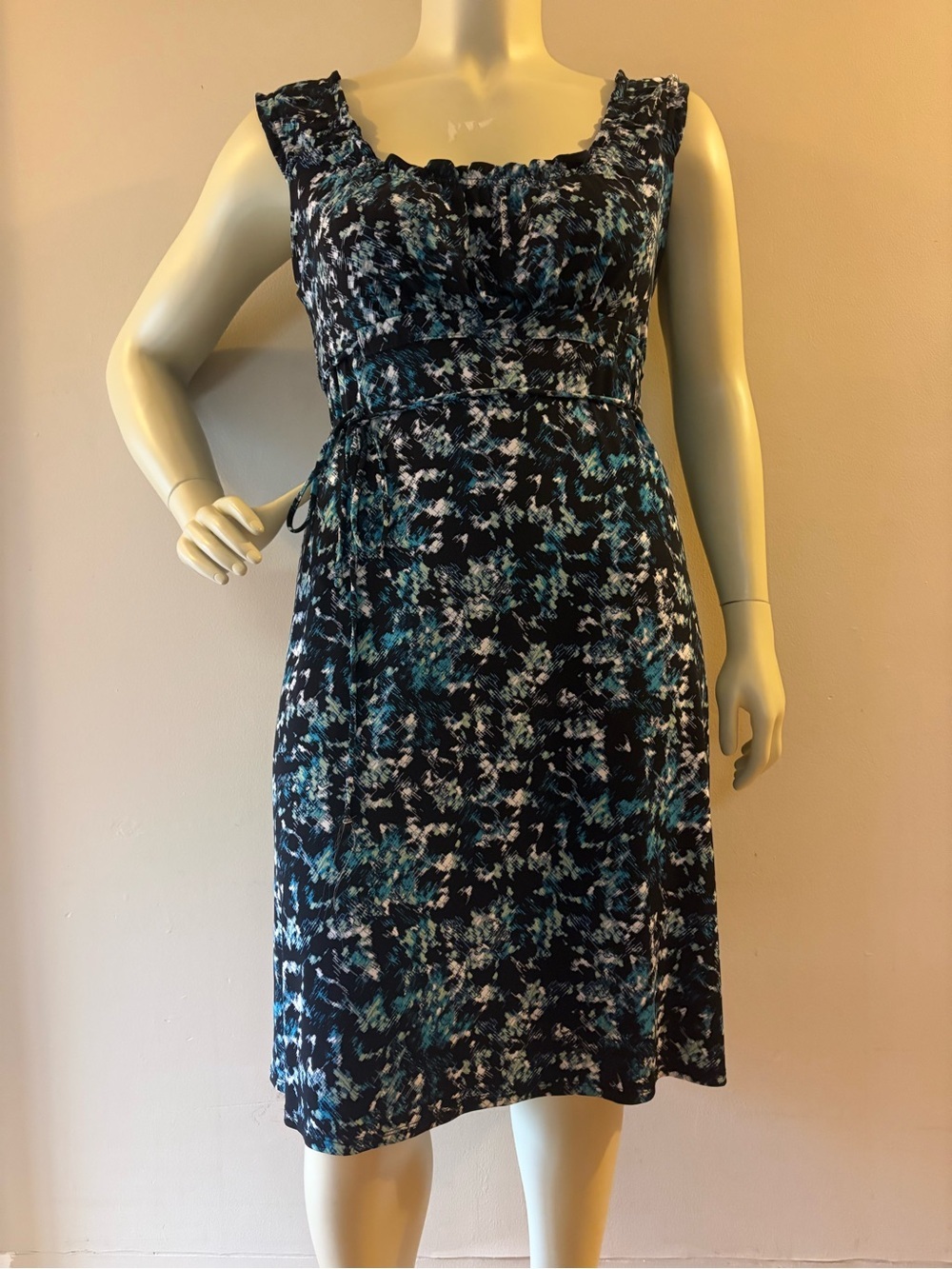 Axcess Liz Claiborne Abstract geometric Floral like Midi Dress, Sz XL.